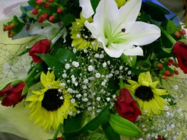 退任祝いの花束。　お届け完了しました。　《前橋市の花屋》｜「はなせん」　（群馬県前橋市の花キューピット加盟店 花屋）のブログ