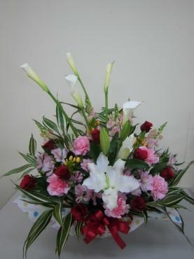 美容室の開店祝いの花。お届け完了しました。《前橋市に花屋》｜「はなせん」　（群馬県前橋市の花キューピット加盟店 花屋）のブログ