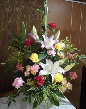 今日はこれ！授賞式の演台の花。《前橋市の花屋》｜「はなせん」　（群馬県前橋市の花キューピット加盟店 花屋）のブログ