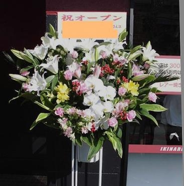 ステーキハウスの開店祝いにスタンド花を配達。前橋花屋はなせん。｜「はなせん」　（群馬県前橋市の花キューピット加盟店 花屋）のブログ