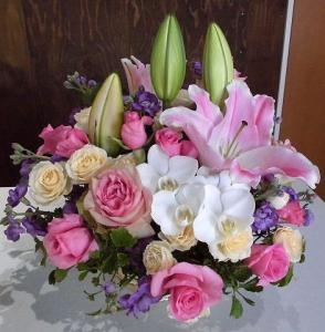 娘さんからお母さんへのお誕生日祝いの花を配達。前橋花屋はなせん。｜「はなせん」　（群馬県前橋市の花キューピット加盟店 花屋）のブログ