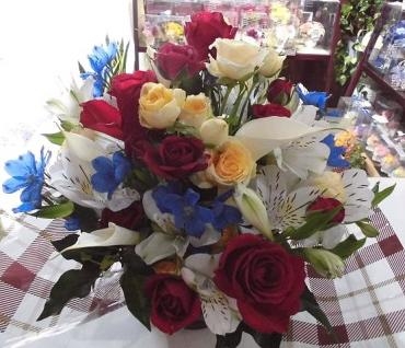 前橋市の花屋、はなせん。退職祝いのフラワーアレンジメントを配達。｜「はなせん」　（群馬県前橋市の花キューピット加盟店 花屋）のブログ