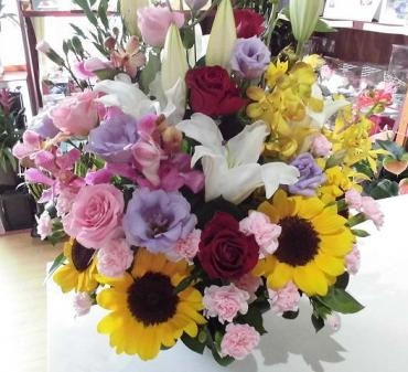 前橋市の花屋、はなせん。昇進祝いのフラワーアレンジメントを配達。｜「はなせん」　（群馬県前橋市の花キューピット加盟店 花屋）のブログ