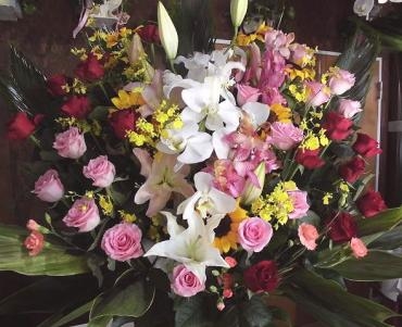 前橋市の花屋、はなせん。開店祝いのスタンド花を配達。｜「はなせん」　（群馬県前橋市の花キューピット加盟店 花屋）のブログ