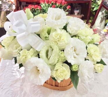 お盆の花。今年は・・・｜「はなせん」　（群馬県前橋市の花キューピット加盟店 花屋）のブログ