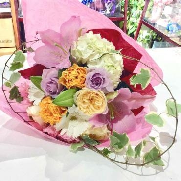 誕生日の花束｜「はなせん」　（群馬県前橋市の花キューピット加盟店 花屋）のブログ