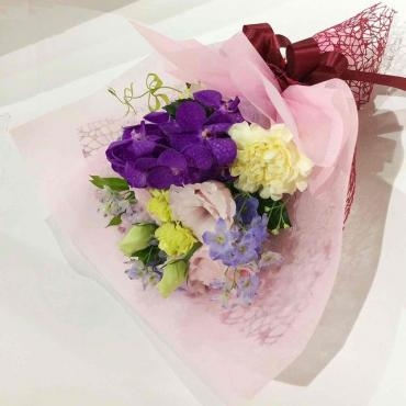 誕生日の花束｜「はなせん」　（群馬県前橋市の花キューピット加盟店 花屋）のブログ