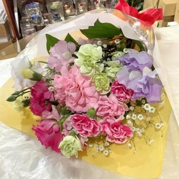 卒業祝い、送別の花束｜「はなせん」　（群馬県前橋市の花キューピット加盟店 花屋）のブログ