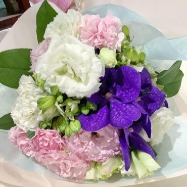 結婚式のお祝いの花束｜「はなせん」　（群馬県前橋市の花キューピット加盟店 花屋）のブログ