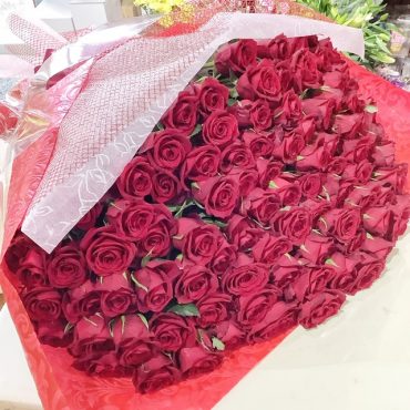 渋川市、赤バラ１０８本のプロポーズの花束、｜「はなせん」　（群馬県前橋市の花キューピット加盟店 花屋）のブログ