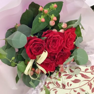 誕生日の花束。吉岡町｜「はなせん」　（群馬県前橋市の花キューピット加盟店 花屋）のブログ